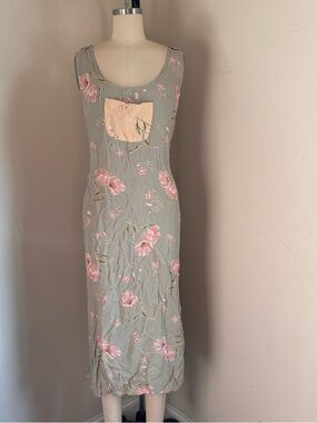 Vintage Cottagecore Sleeveless Floral Midi Dress in Sage Green and Pink